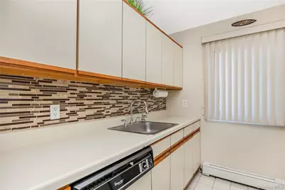 2433 Union Boulevard #2B (upper), Islip, NY 11751 - Photo 14