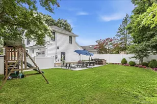 1214 Maple Ave, West Hempstead, NY 11550 - Photo 28