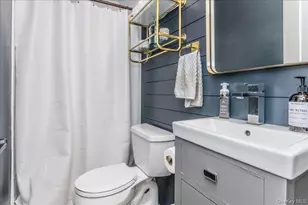 1214 Maple Ave, West Hempstead, NY 11550 - Photo 16