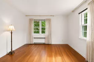 26 Reynolds Pl, Scarsdale, NY 10583 - Photo 10