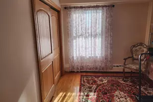 61-25 98th St, Rego Park, NY 11374 - Photo 14