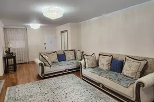 61-25 98th St, Rego Park, NY 11374 - Photo 4