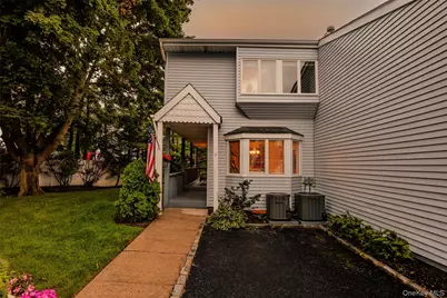 2 Windsor Court, Amityville, NY 11701 - Photo 2