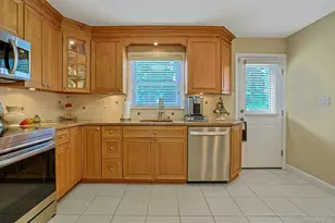12 Pine Dr, Stony Point, NY 10980 - Photo 10