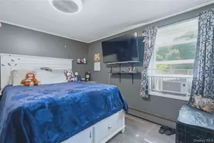 22 Bank St, Beacon, NY 12508 - Photo 14