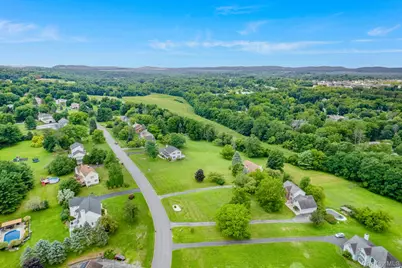 27 Patricia Drive, Pleasant Valley, NY 12569 - Photo 24