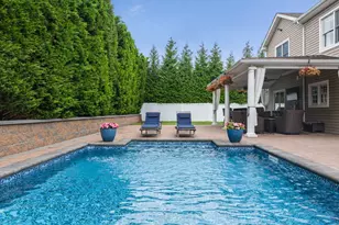 19 Clearwater Ln, West Islip, NY 11795 - Photo 36