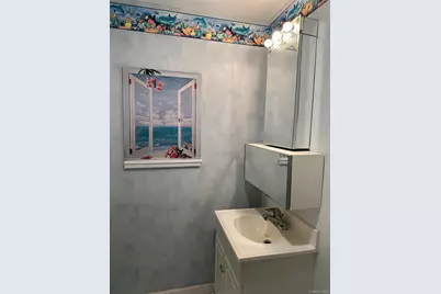 63 Franklin Avenue #2, Glen Cove, NY 11542 - Photo 14