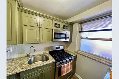 35-31 85 Street #8L, Jackson Heights, NY 11372 - Photo 10