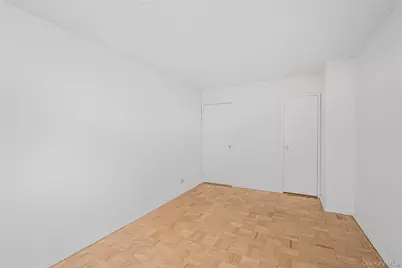3333 Henry Hudson Parkway #22C, Bronx, NY 10463 - Photo 8