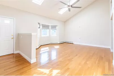 124 Donna Drive, Calverton, NY 11933 - Photo 12