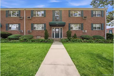 985 Fenwood Drive #3, Valley Stream, NY 11580 - Photo 1