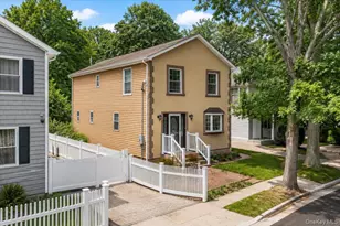 571 Park Ave, West Hempstead, NY 11552 - Photo 2