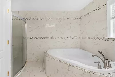 571 Park Avenue, West Hempstead, NY 11552 - Photo 20