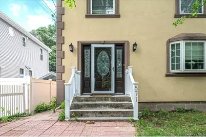 571 Park Avenue, West Hempstead, NY 11552 - Photo 4