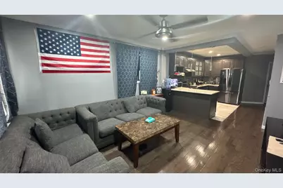 9528 132nd Street, Richmond Hill, NY 11419 - Photo 4