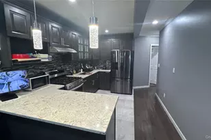 95-28 132nd St, Richmond Hill, NY 11419 - Photo 6