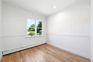115 Bucknell Rd, West Sayville, NY 11796 - Photo 16