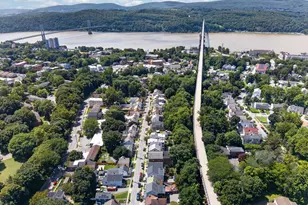 54 Gifford Ave, Poughkeepsie, NY 12601 - Photo 2