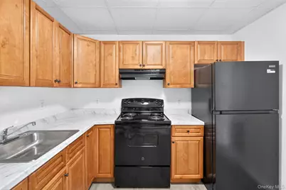 54 Gifford Avenue, Poughkeepsie, NY 12601 - Photo 20