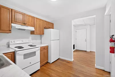 54 Gifford Avenue, Poughkeepsie, NY 12601 - Photo 38