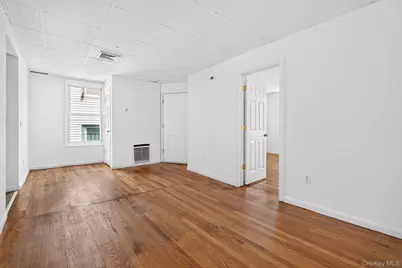 54 Gifford Avenue, Poughkeepsie, NY 12601 - Photo 18