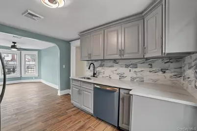 143 Chatterton Parkway #2nd floor, White Plains, NY 10606 - Photo 8