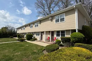 1 Gilbert Ave, Smithtown, NY 11787 - Photo 12