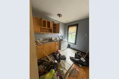 126 Crystal Street, Brooklyn, NY 11208 - Photo 4