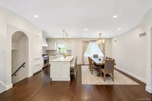 4 Balsam Dr, Hicksville, NY 11801 - Photo 8