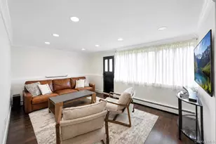 4 Balsam Dr, Hicksville, NY 11801 - Photo 12