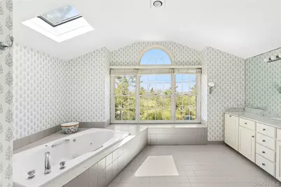 405 Dune Road, Westhampton Beach, NY 11978 - Photo 10