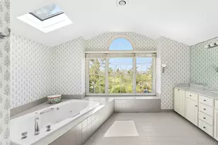 405 Dune Rd, Westhampton Beach, NY 11978 - Photo 10