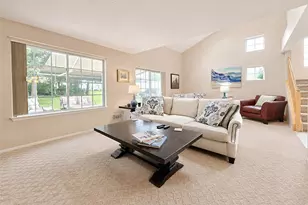 333 Prairie Ct, Manorville, NY 11949 - Photo 8