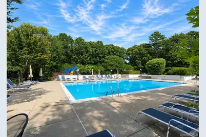 333 Prairie Court, Manorville, NY 11949 - Photo 24
