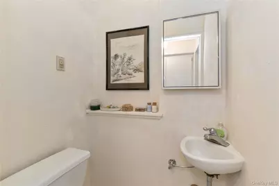 17519 74th Avenue, Fresh Meadows, NY 11366 - Photo 8