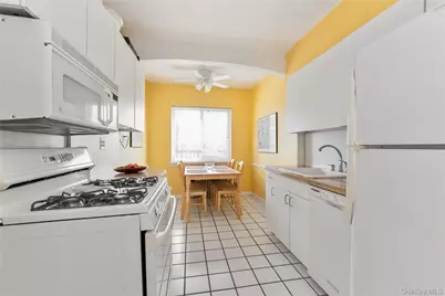 17519 74th Avenue, Fresh Meadows, NY 11366 - Photo 6