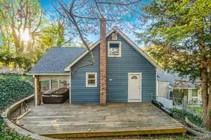 108 Lower Rocky Point Rd, Sound Beach, NY 11789 - Photo 24