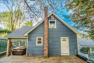 108 Lower Rocky Point Rd, Sound Beach, NY 11789 - Photo 22