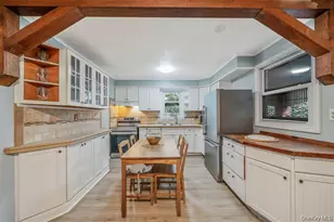 108 Lower Rocky Point Rd, Sound Beach, NY 11789 - Photo 8