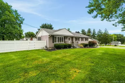 30 Lancer Drive, Newburgh, NY 12550 - Photo 2