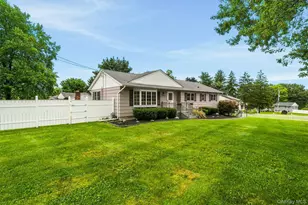 30 Lancer Dr, Newburgh, NY 12550 - Photo 2