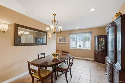 31 Eastwood Drive, North Babylon, NY 11703 - Photo 18