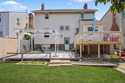 127 Wickes Avenue, Yonkers, NY 10701 - Photo 38