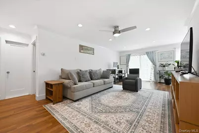 250 N Village Avenue #B2, Rockville Centre, NY 11570 - Photo 16