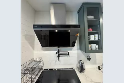 250 N Village Avenue #B2, Rockville Centre, NY 11570 - Photo 12