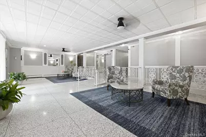 250 N Village Avenue #B2, Rockville Centre, NY 11570 - Photo 4