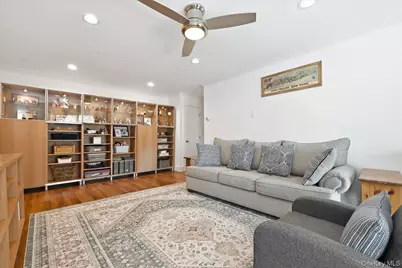 250 N Village Avenue #B2, Rockville Centre, NY 11570 - Photo 20