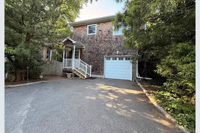 22 William Penn Drive, Stony Brook, NY 11790 - Photo 2