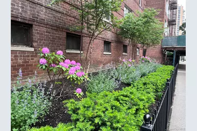 2080 Barnes Avenue #5B, Bronx, NY 10462 - Photo 2